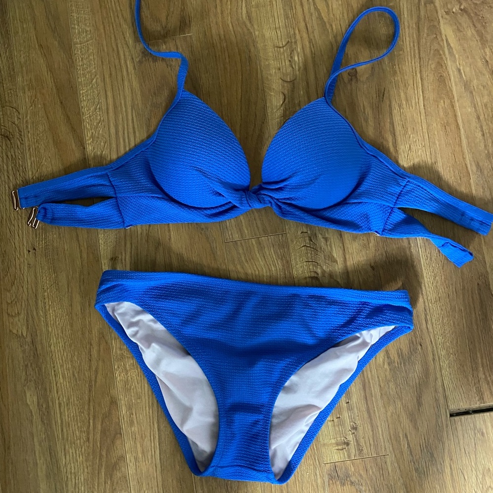 Women’s bikini